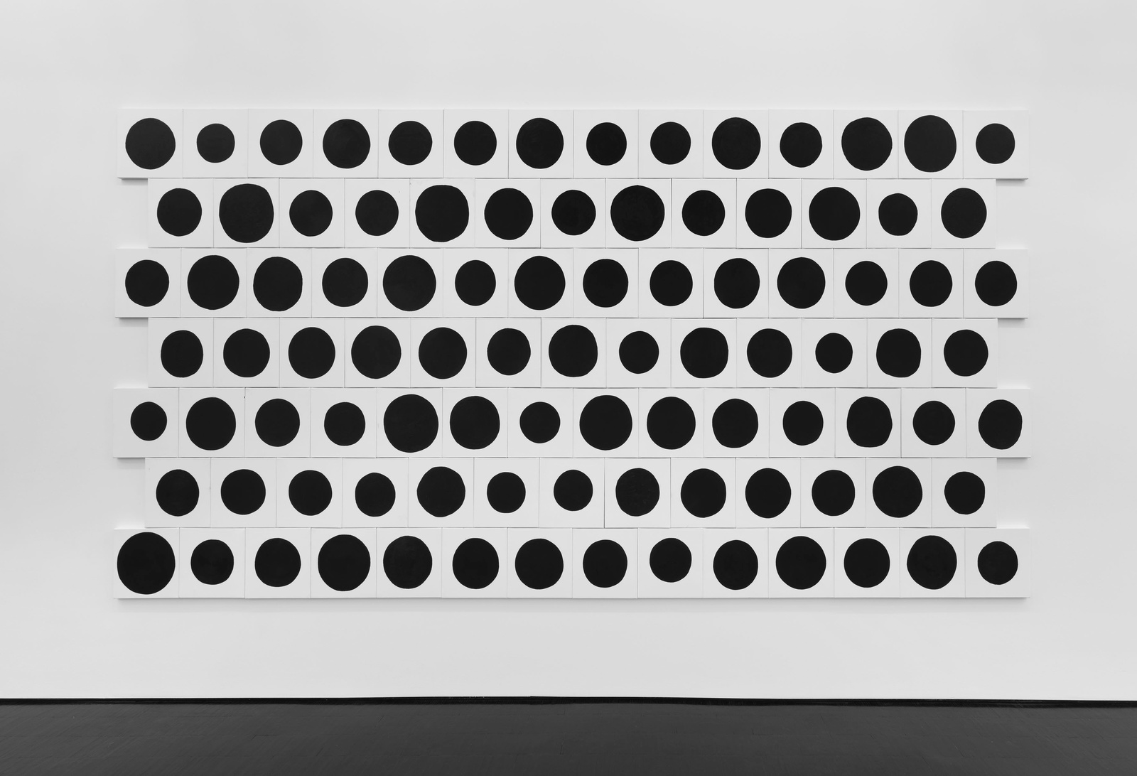 95 Dots, 2013. Acrylic on canvas. 95 parts: 30.5 x 30.5 cm each. 213.4 x 472.4 cm