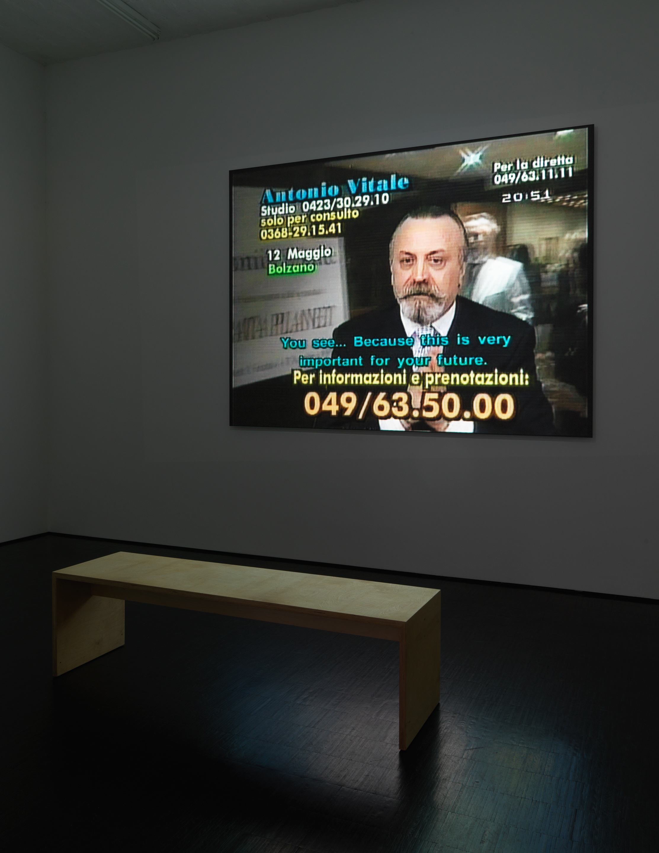 Christian JankowskiTelemistica, 1999video installation (standard definition, colour, sound); 21:55 minViewing link