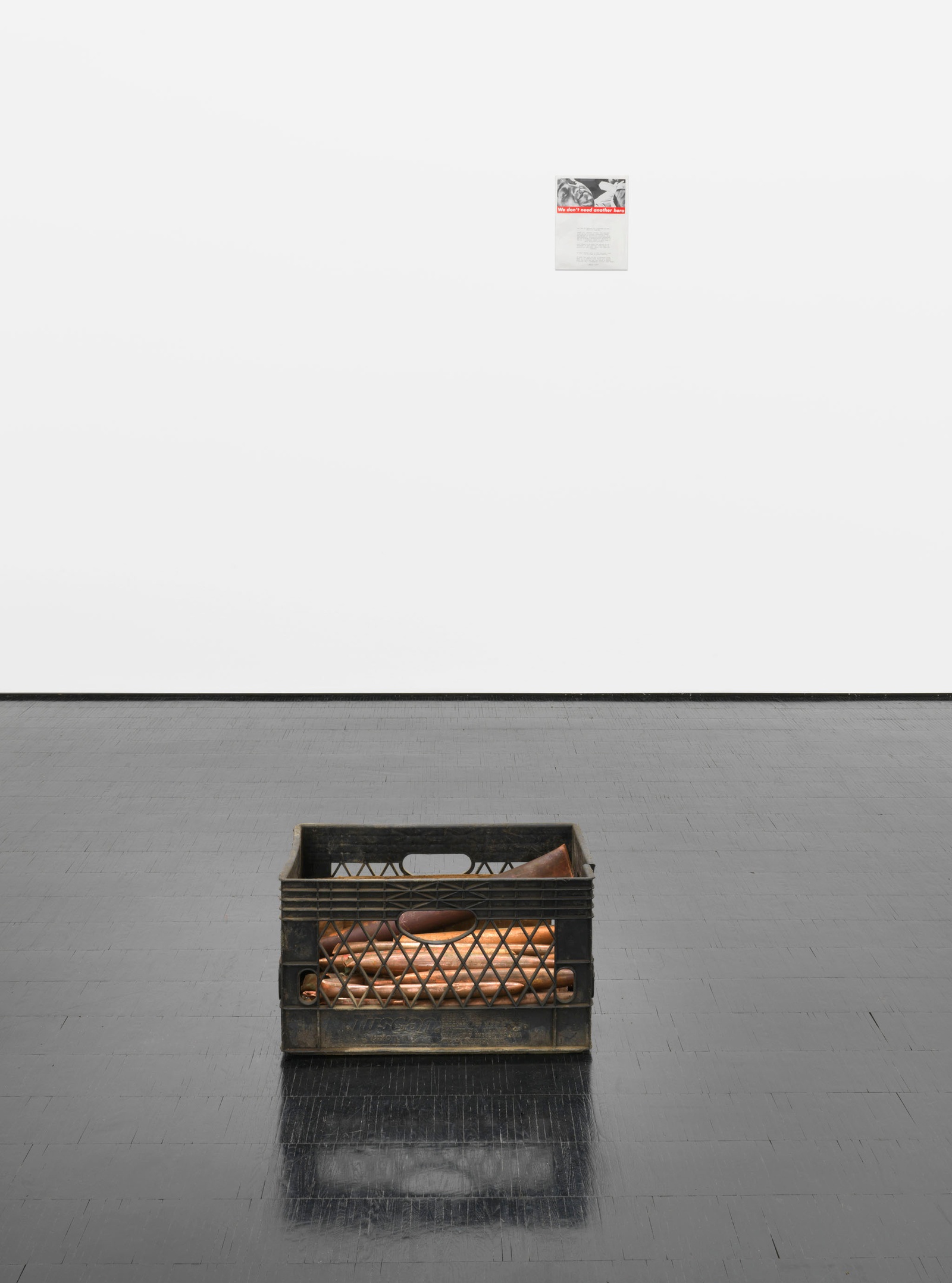 Cameron Rowland. Loot, 2018. Cut copper tube, cardboard box, crate. 27 x 48 x 33 cm. rental